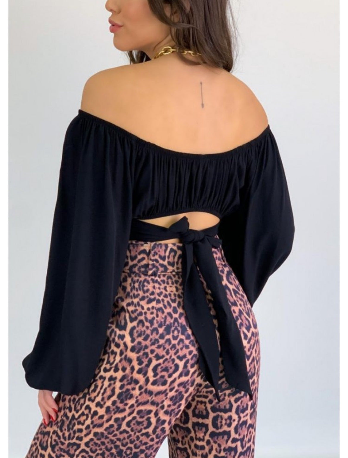 Cross bottom Crop Top